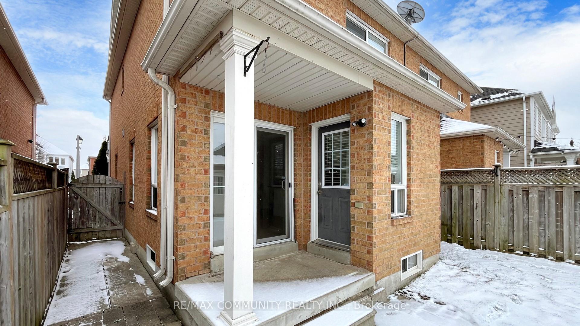 Photo 33 of 214 Whites Hill Avenue, Markham, Cornell — HOMEH