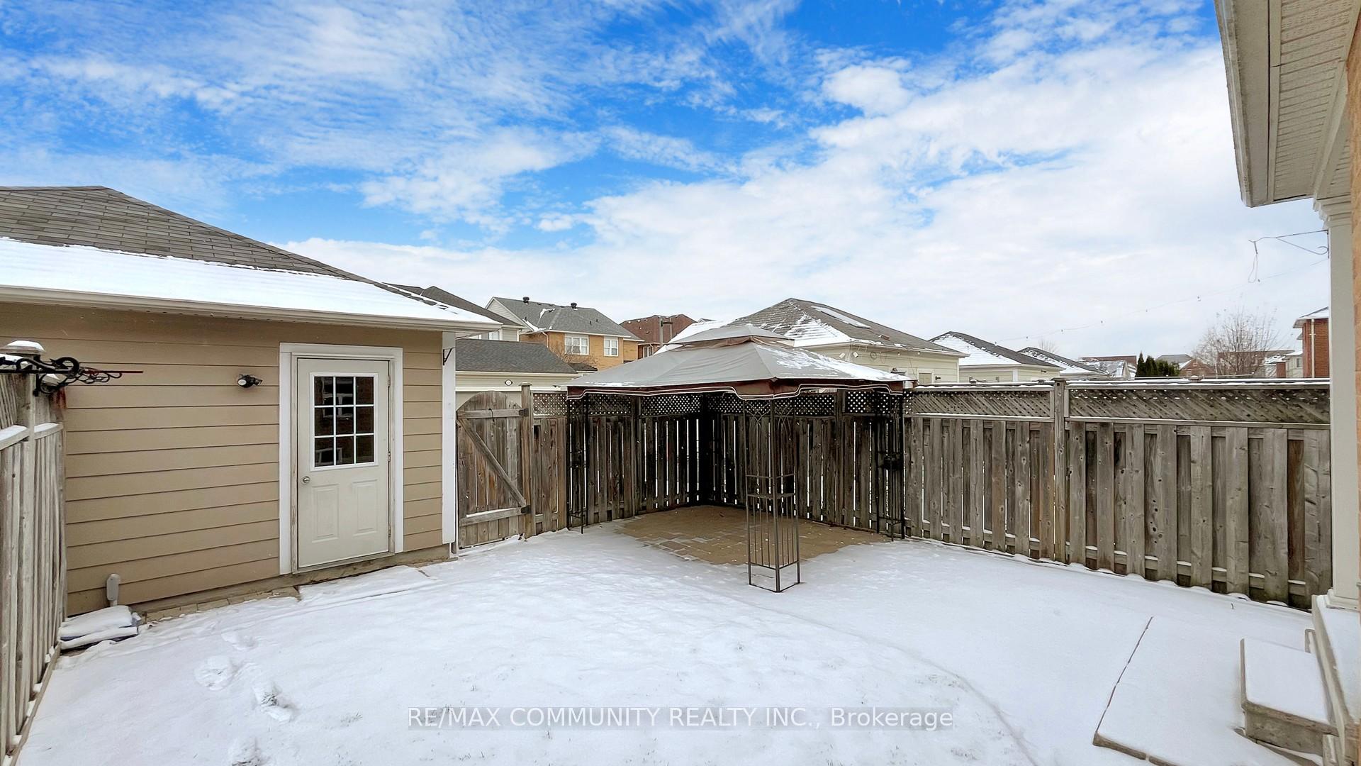 Photo 34 of 214 Whites Hill Avenue, Markham, Cornell — HOMEH