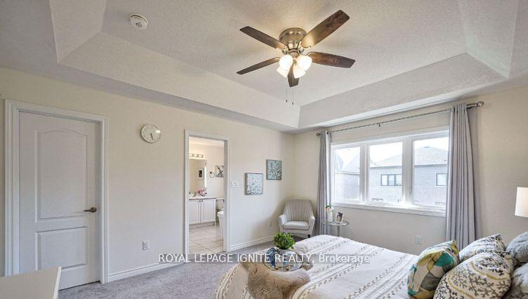 Photo 9 of 61 Mountainside Crescent, Whitby, Rolling Acres — HOMEH