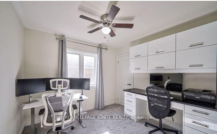 Photo 12 of 61 Mountainside Crescent, Whitby, Rolling Acres — HOMEH