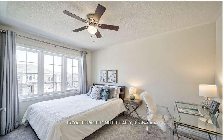 Photo 13 of 61 Mountainside Crescent, Whitby, Rolling Acres — HOMEH
