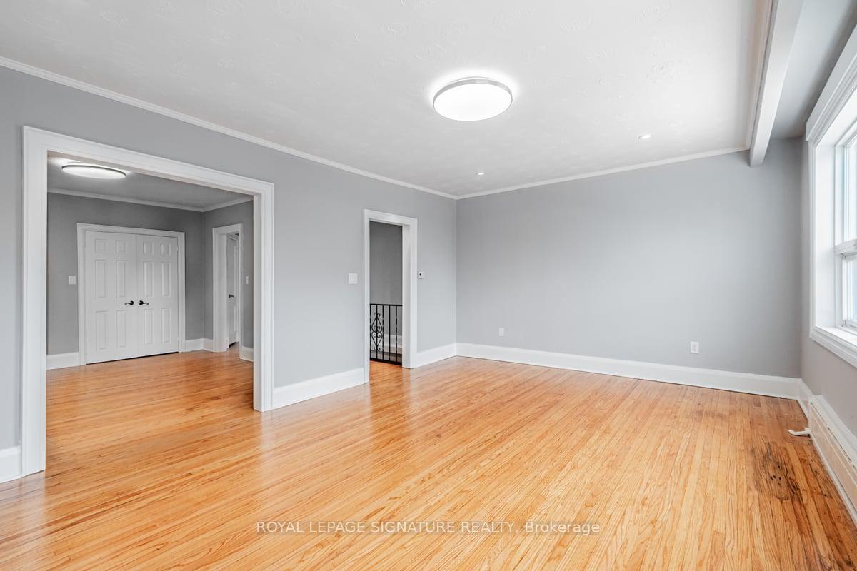 Photo 5 of 1005 Pape Avenue, Toronto, Danforth Village-East York — HOMEH