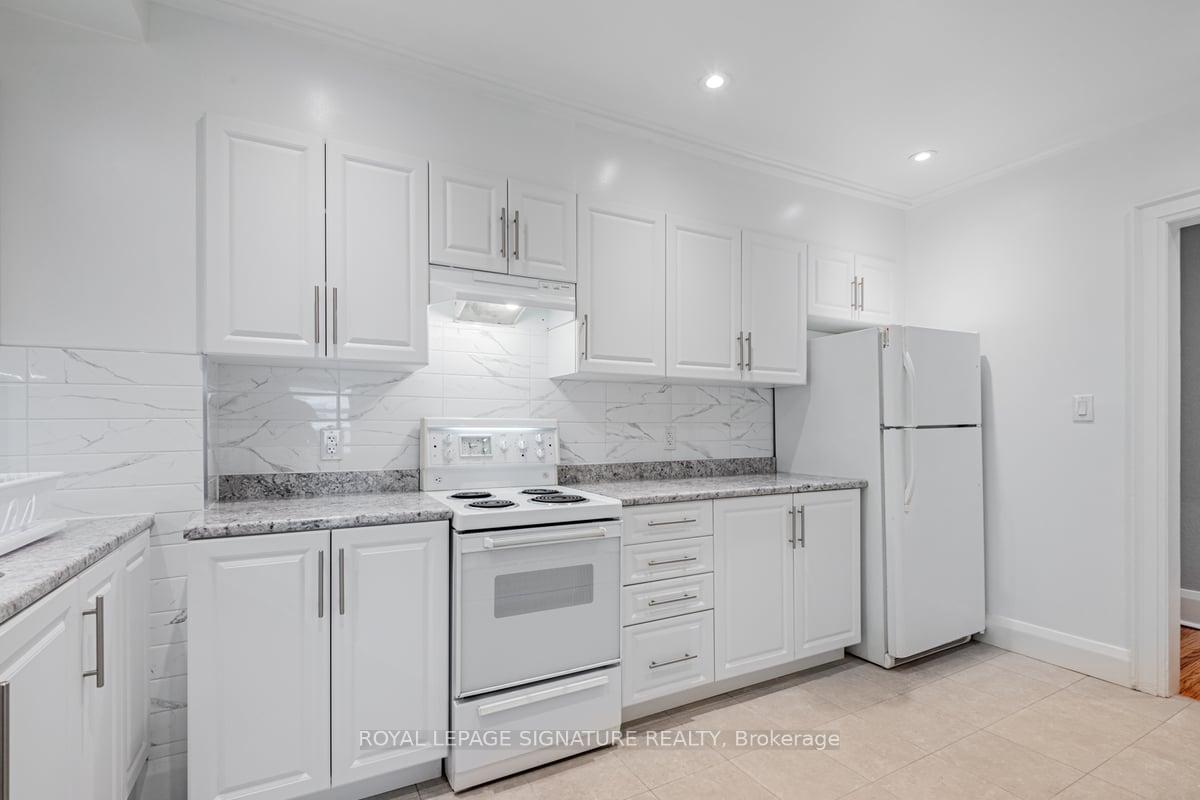 Photo 10 of 1005 Pape Avenue, Toronto, Danforth Village-East York — HOMEH
