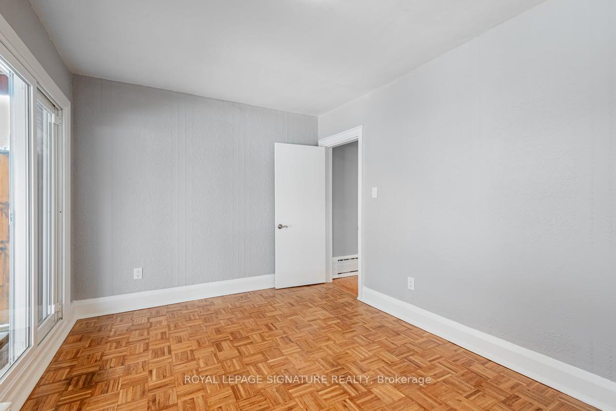 Photo 16 of 1005 Pape Avenue, Toronto, Danforth Village-East York — HOMEH
