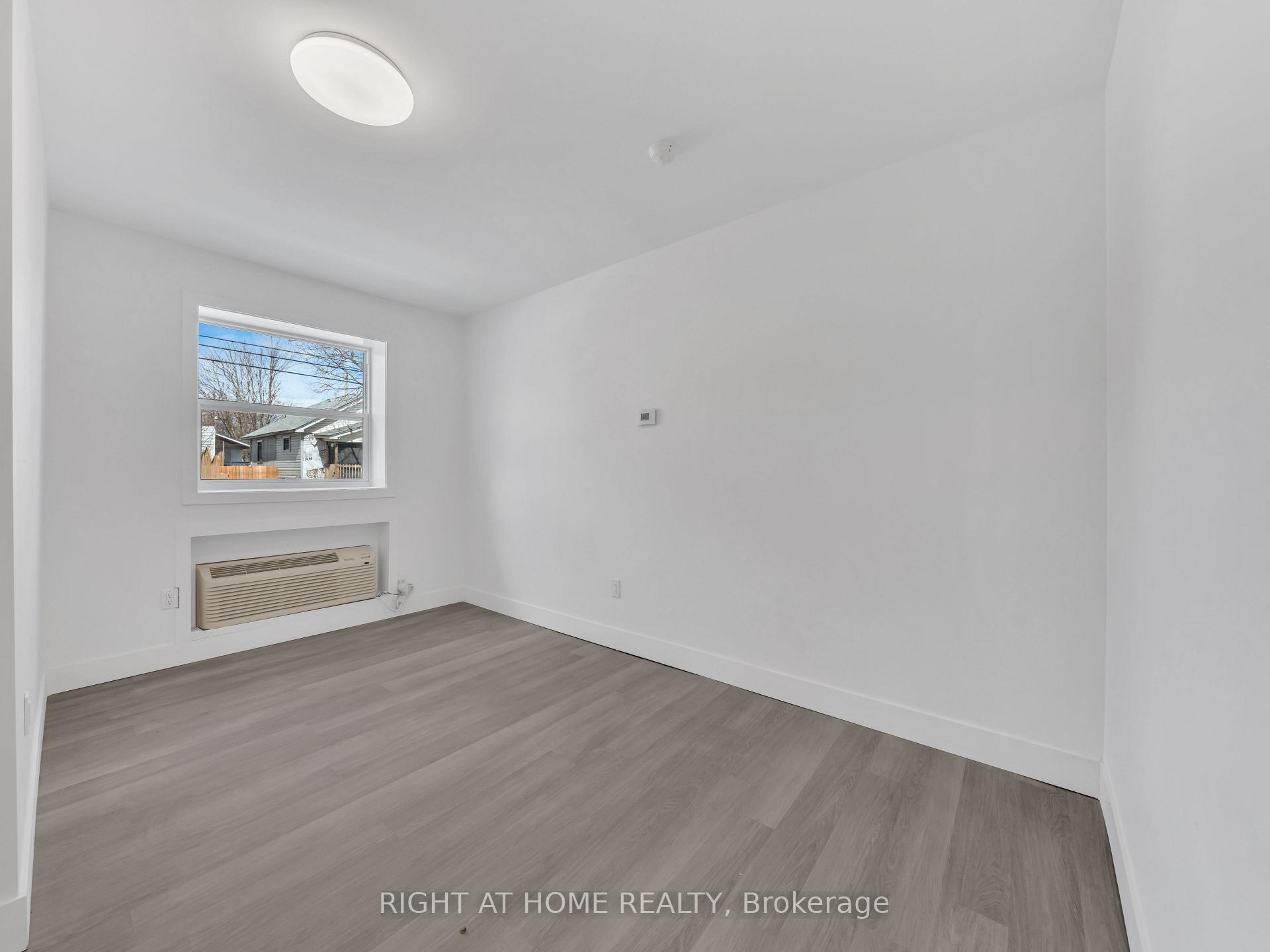 Photo 5 of Unit 106, 1804 Drouillard Road, Windsor — HOMEH