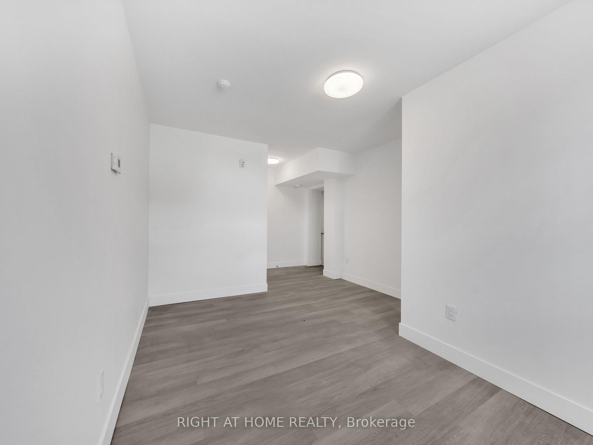 Photo 4 of Unit 106, 1804 Drouillard Road, Windsor — HOMEH