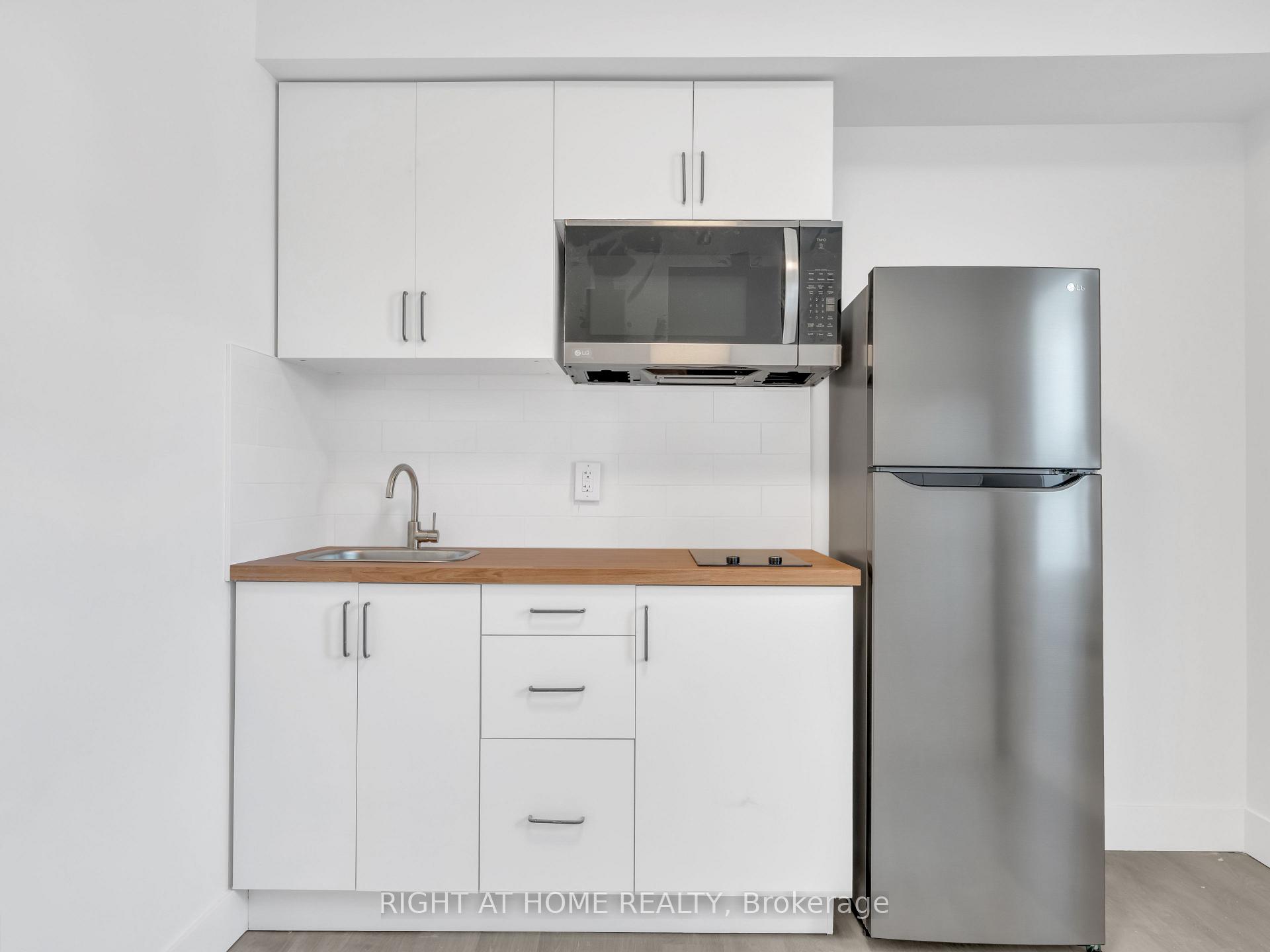 Photo 9 of Unit 106, 1804 Drouillard Road, Windsor — HOMEH