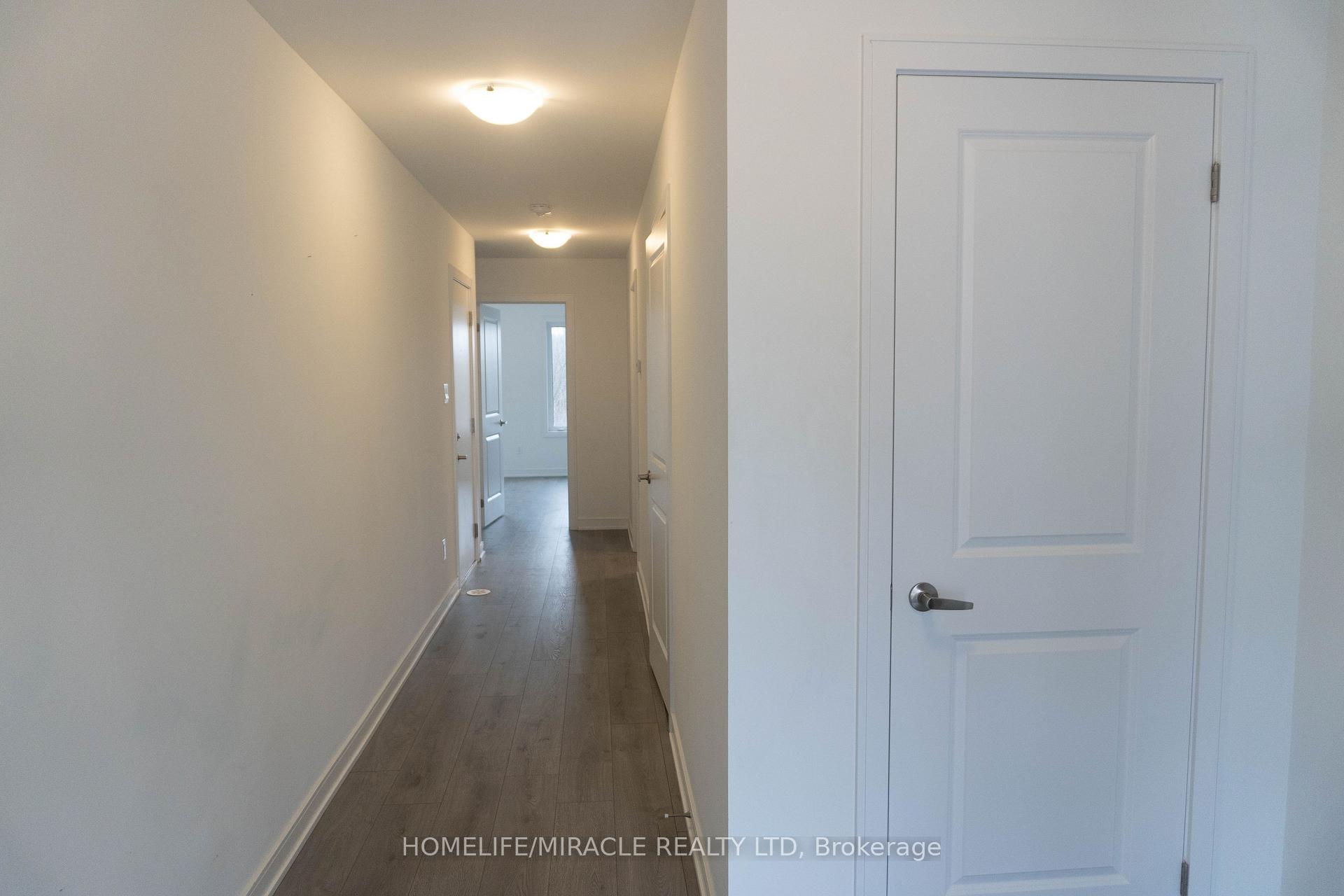 Photo 1 of 60 Blue Forest Crescent, Barrie, Innis-Shore — HOMEH