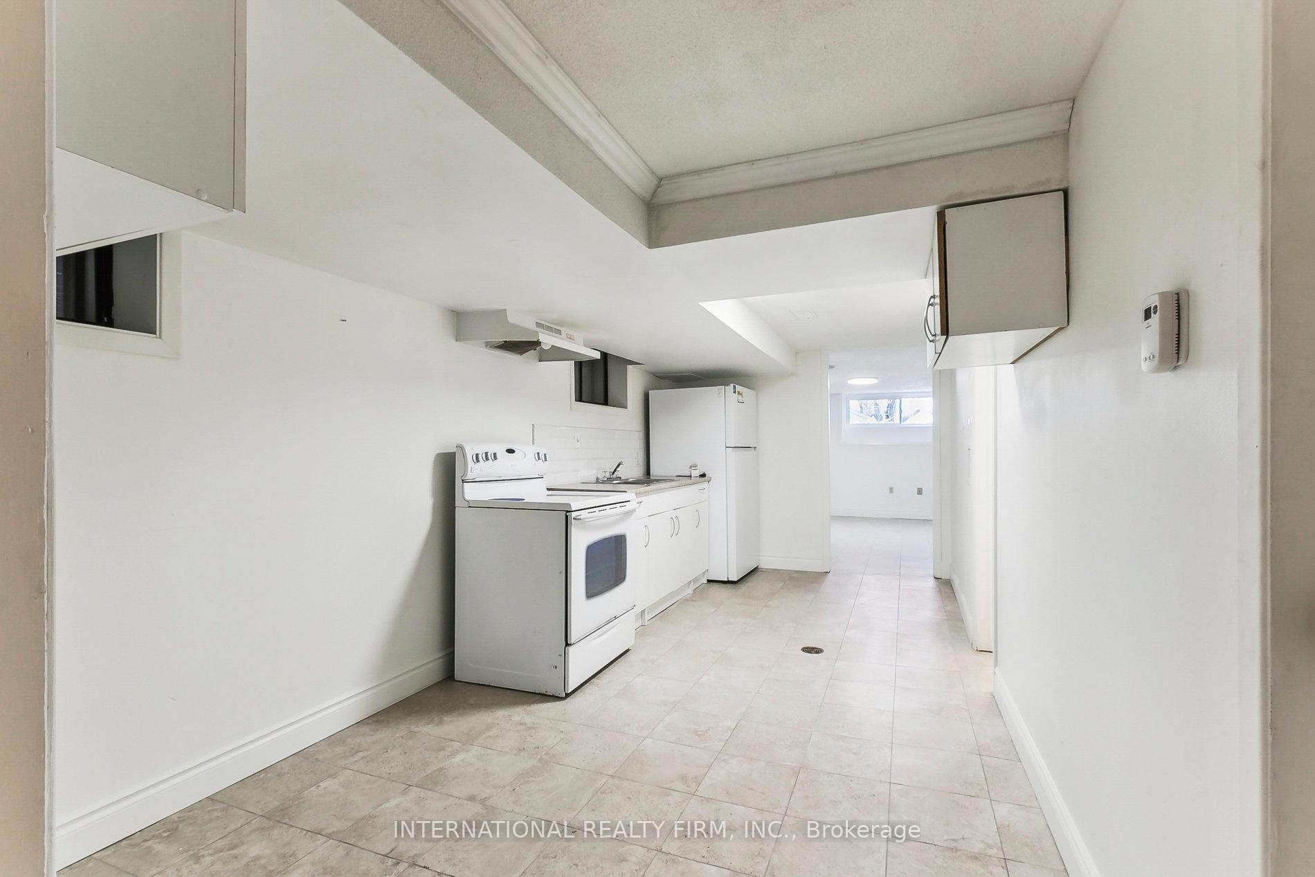Photo 6 of Unit Lower, 279 Cedarvale Avenue, Toronto, Woodbine-Lumsden — HOMEH