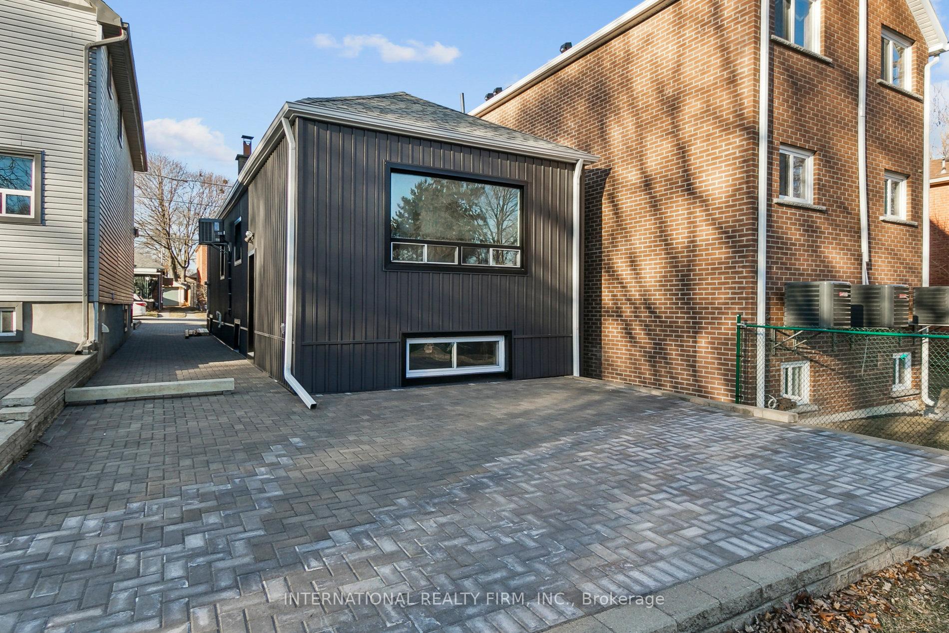 Photo 10 of Unit Lower, 279 Cedarvale Avenue, Toronto, Woodbine-Lumsden — HOMEH