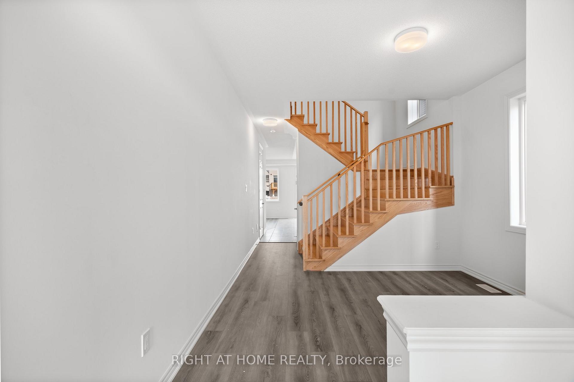 Photo 3 of 1093 Trailsview Avenue, Cobourg — HOMEH