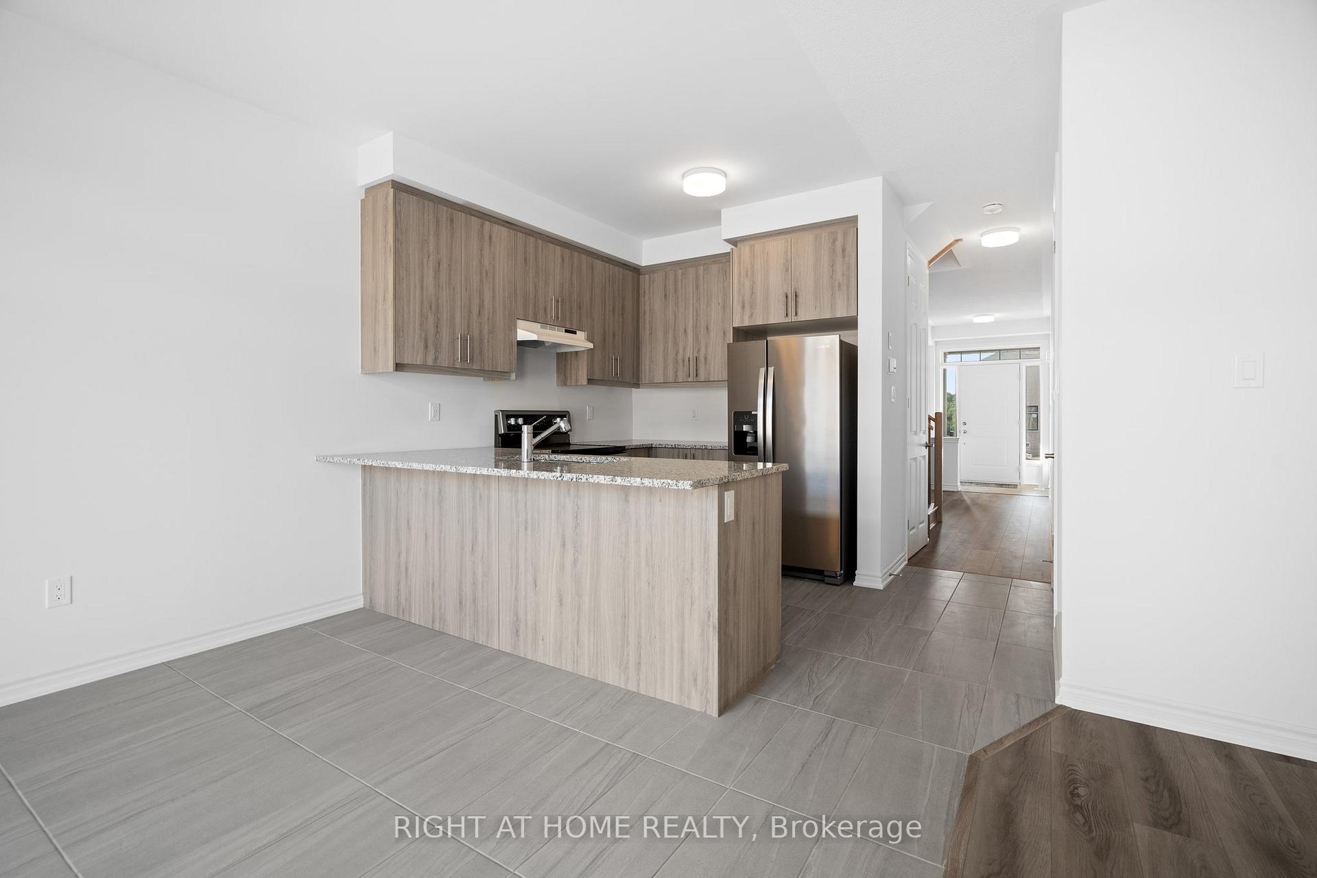 Photo 8 of 1093 Trailsview Avenue, Cobourg — HOMEH