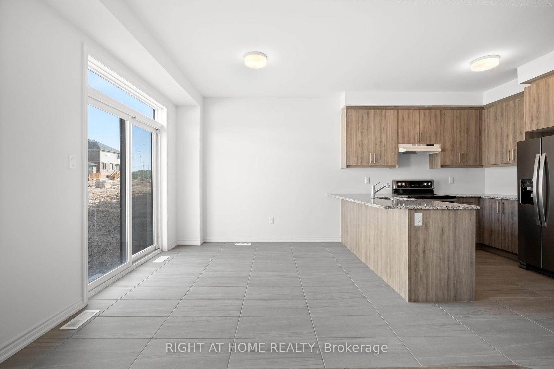 Photo 10 of 1093 Trailsview Avenue, Cobourg — HOMEH