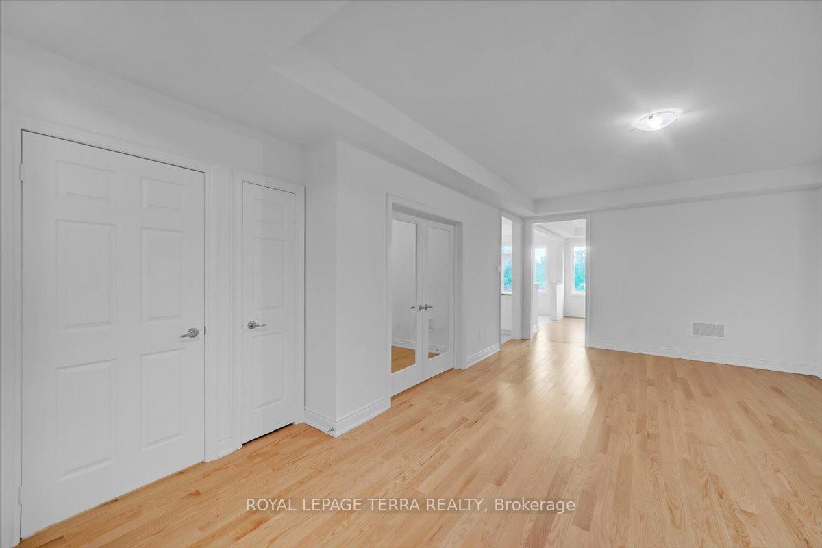 Photo 7 of 28 Bloomfield Crescent, Cambridge — HOMEH