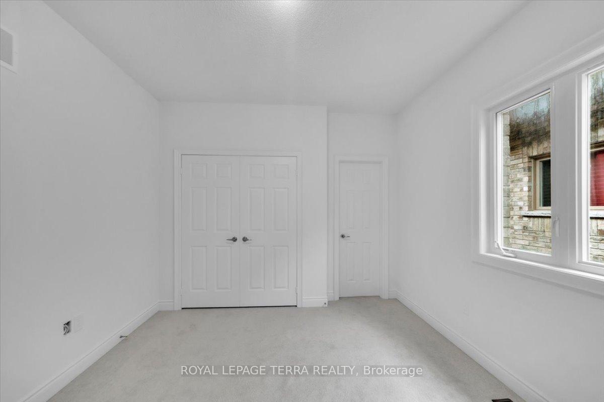 Photo 17 of 28 Bloomfield Crescent, Cambridge — HOMEH