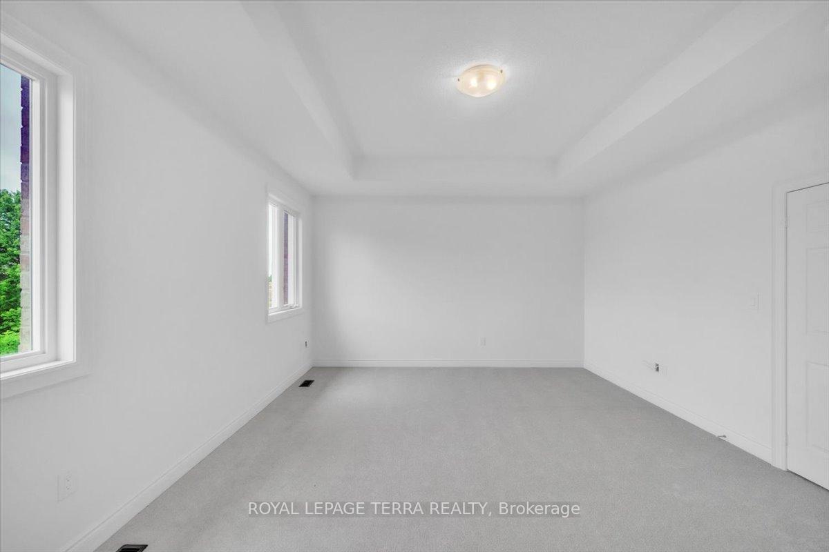 Photo 23 of 28 Bloomfield Crescent, Cambridge — HOMEH