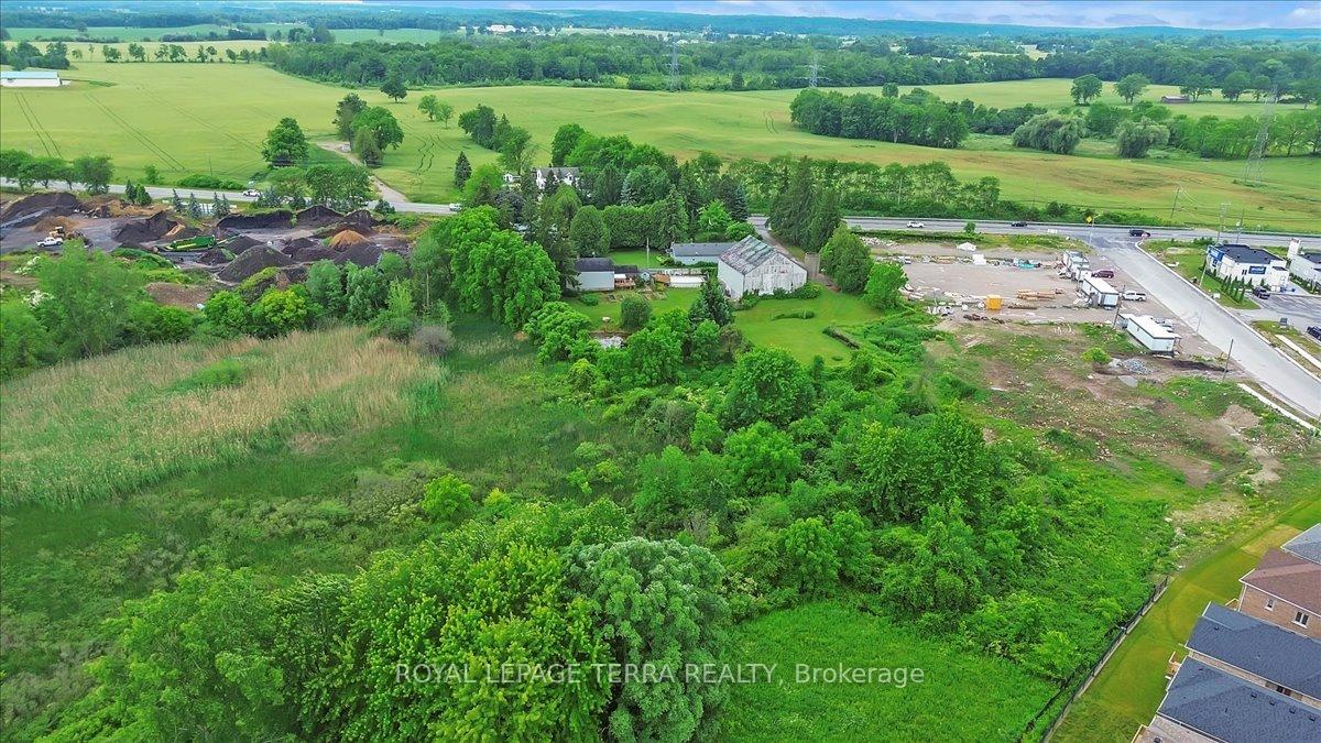 Photo 49 of 28 Bloomfield Crescent, Cambridge — HOMEH