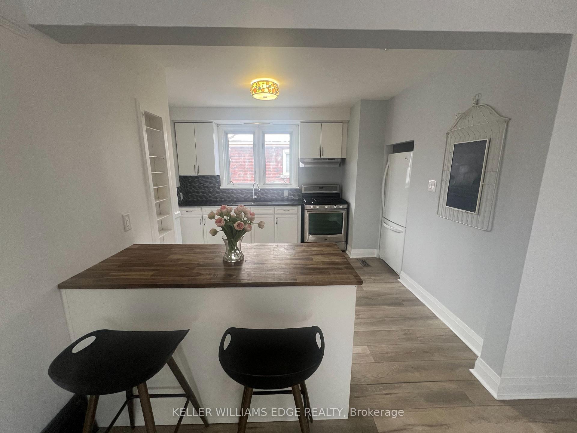Photo 8 of Unit 1, 57 Brucedale Avenue E, Hamilton, Centremount — HOMEH