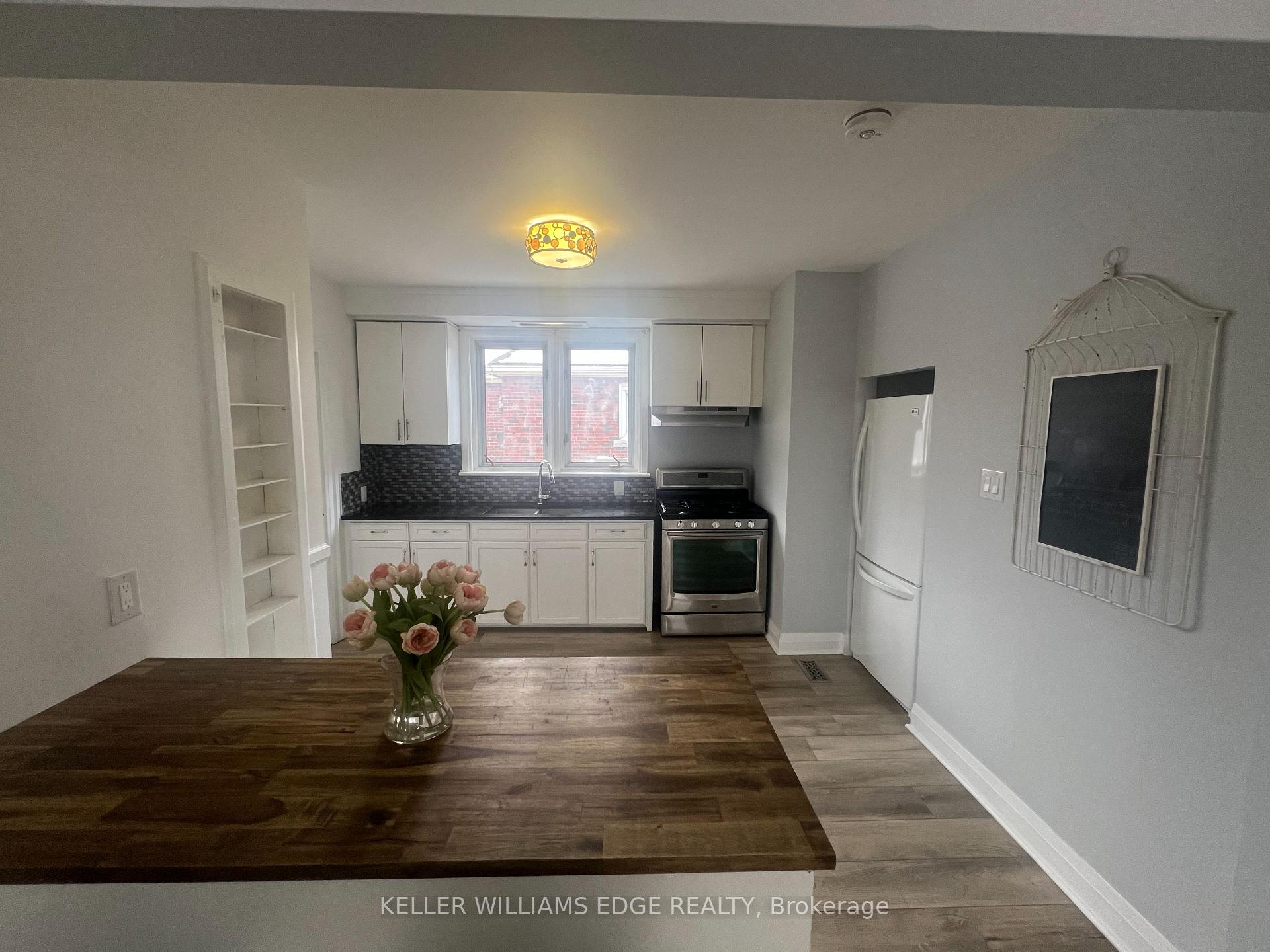 Photo 13 of Unit 1, 57 Brucedale Avenue E, Hamilton, Centremount — HOMEH