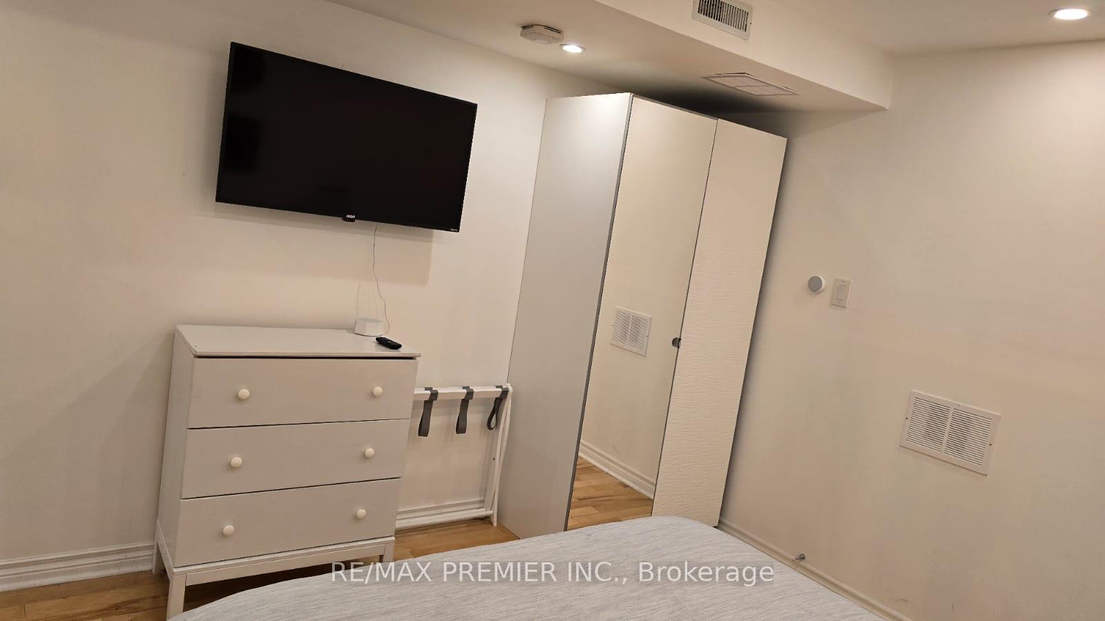 Photo 2 of Unit B, 29 Rusholme Road, Toronto, Little Portugal — HOMEH