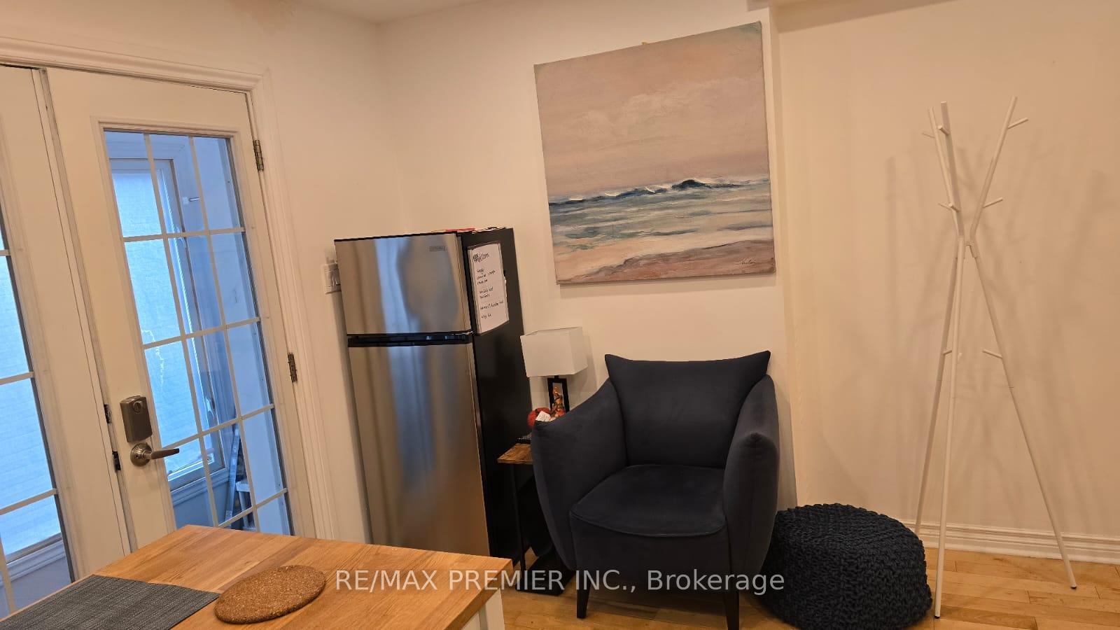 Photo 9 of Unit B, 29 Rusholme Road, Toronto, Little Portugal — HOMEH
