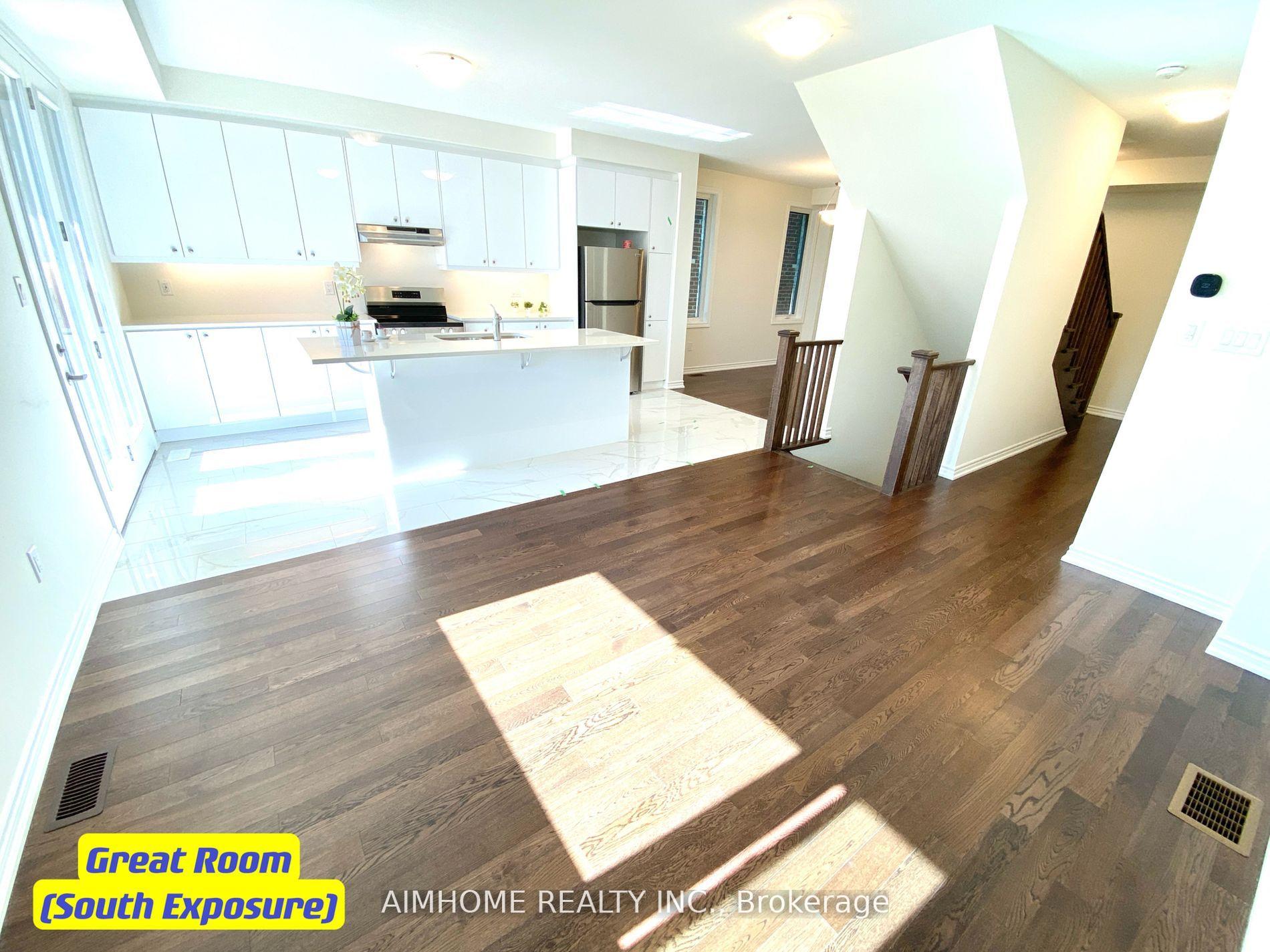 Photo 8 of 12 Thomas Frisby Jr Crescent, Markham, Victoria Square — HOMEH
