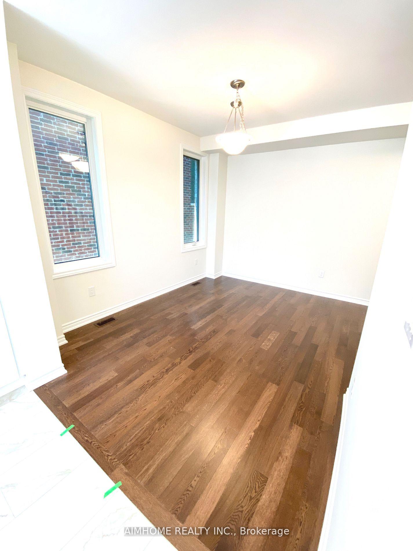 Photo 18 of 12 Thomas Frisby Jr Crescent, Markham, Victoria Square — HOMEH