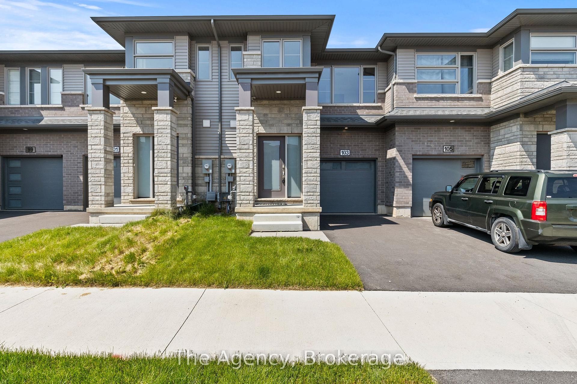 Photo 1 of 103 Acacia Road, Pelham, Fonthill — HOMEH