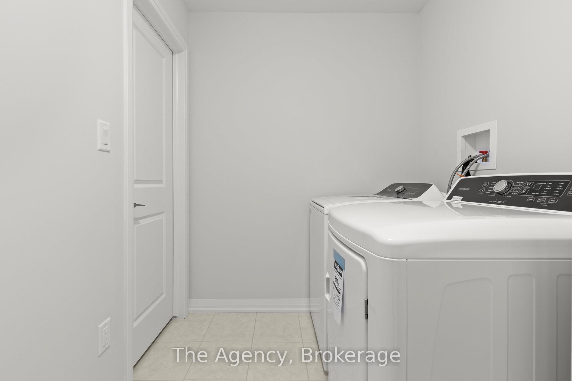 Photo 10 of 103 Acacia Road, Pelham, Fonthill — HOMEH