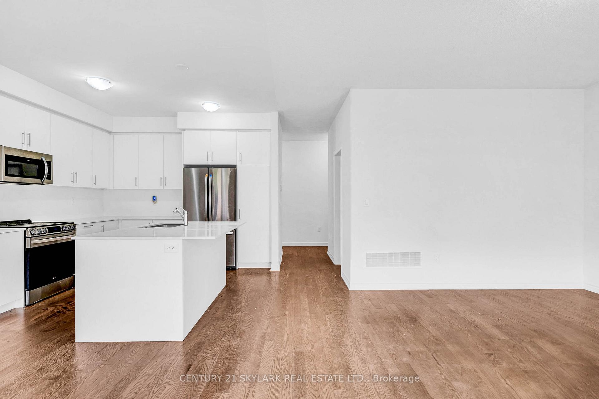 Photo 3 of 118 Shepherd Drive, Barrie, Painswick South — HOMEH