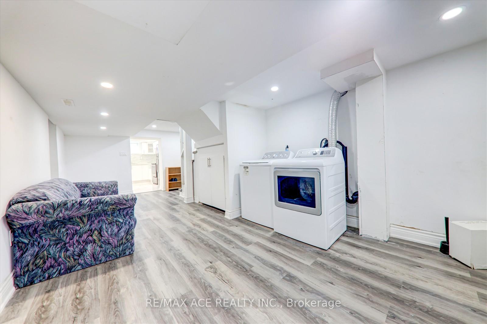 Photo 9 of Unit BSMT, 34 Lord Roberts Drive, Scarborough, Eglinton East — HOMEH