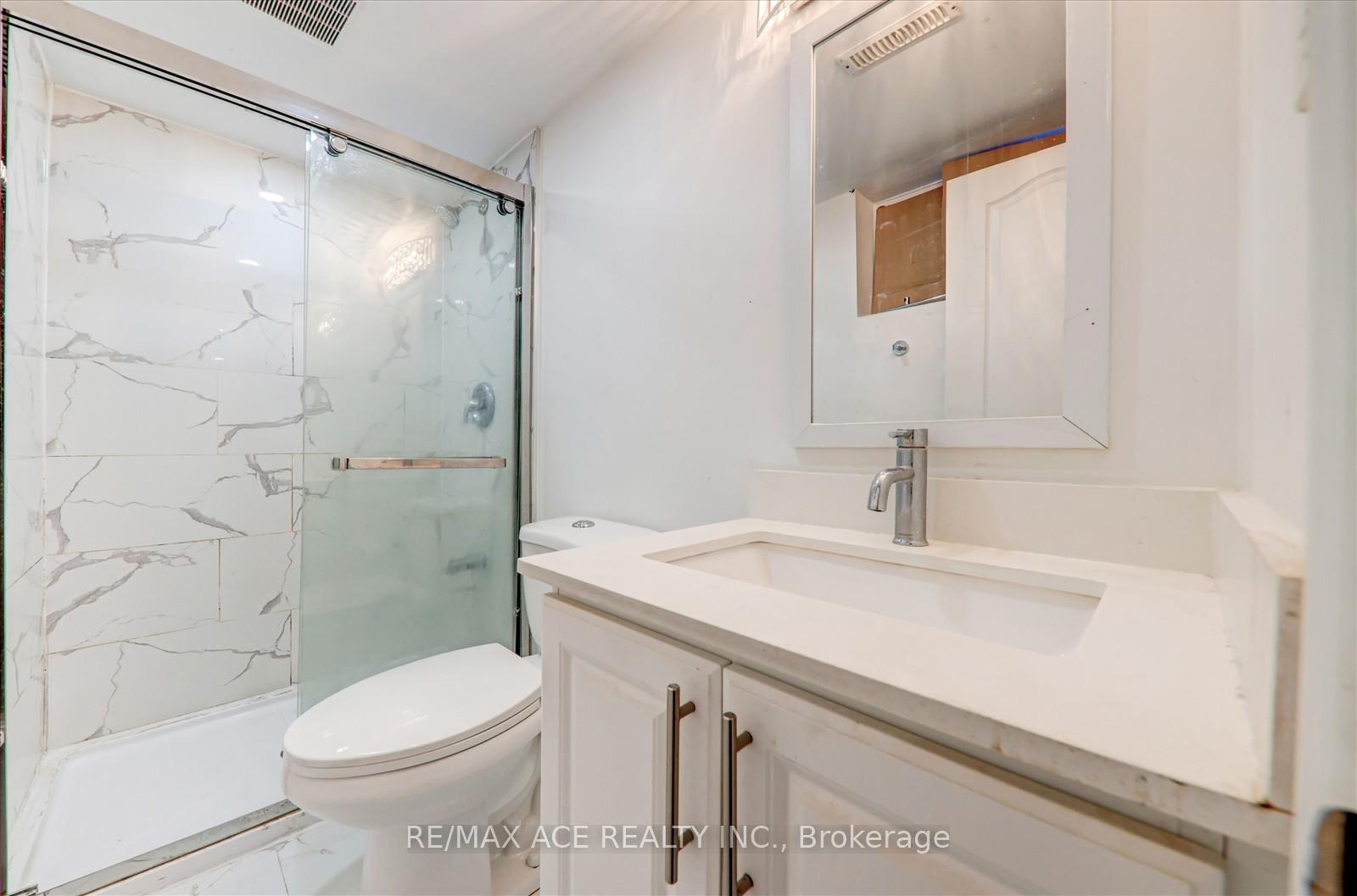 Photo 11 of Unit BSMT, 34 Lord Roberts Drive, Scarborough, Eglinton East — HOMEH