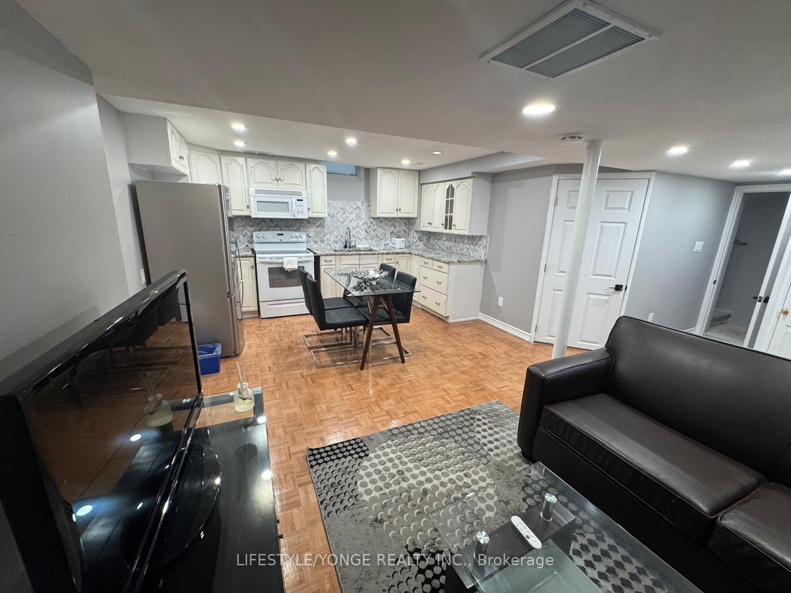 Photo 5 of Unit Bsmt, 19 Lisa Crescent, Vaughan, Crestwood-Springfarm-Yorkhill — HOMEH