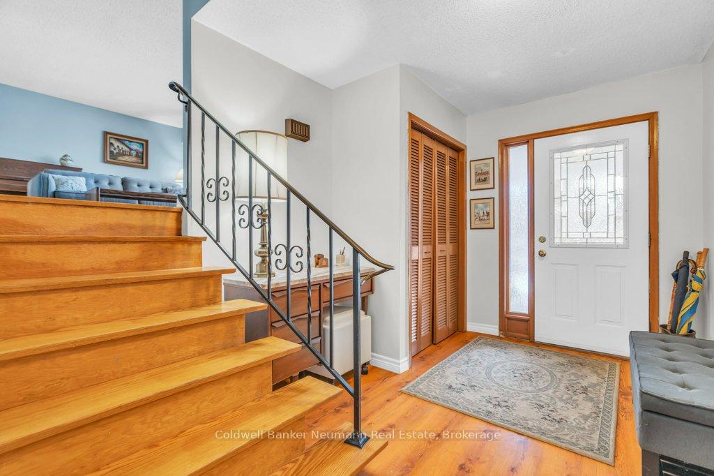 Photo 3 of 38 Hickory Street, Guelph, Kortright West — HOMEH