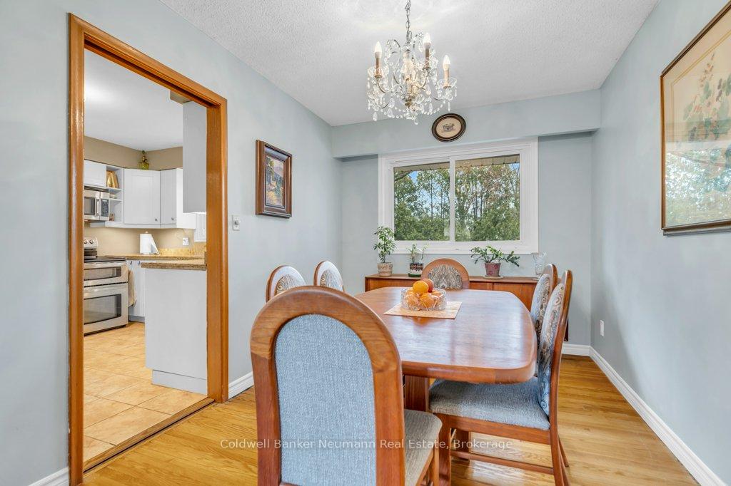 Photo 12 of 38 Hickory Street, Guelph, Kortright West — HOMEH