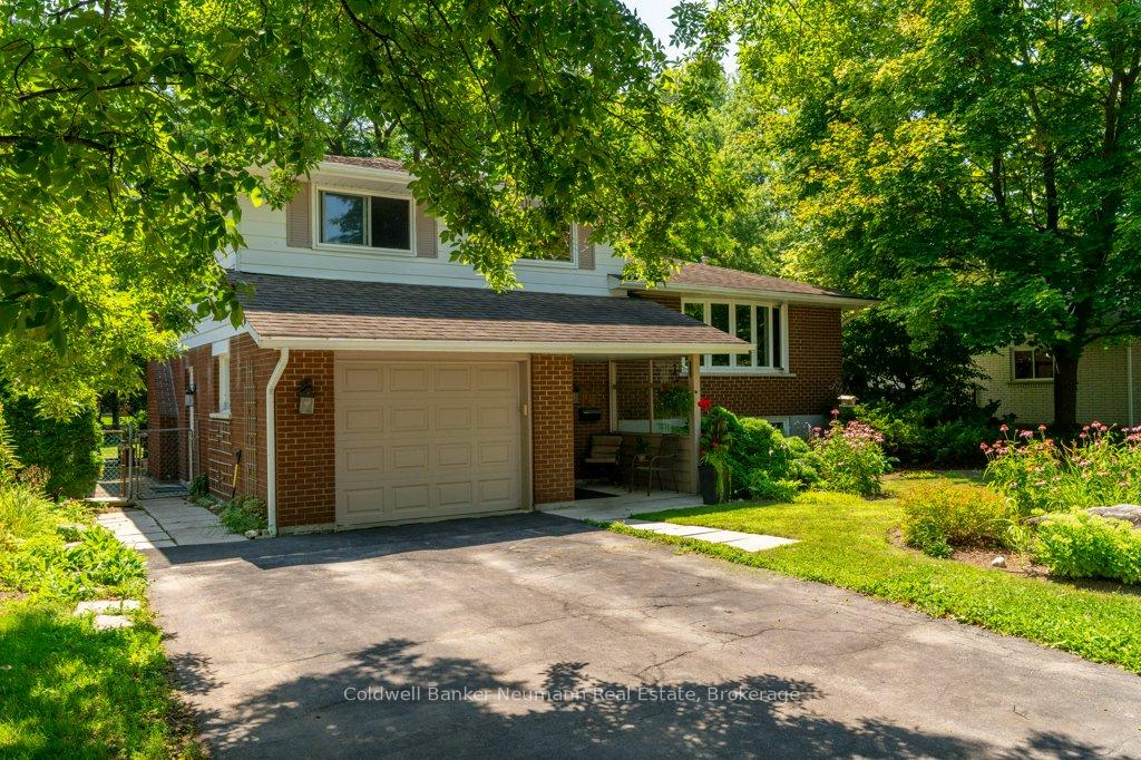 Photo 37 of 38 Hickory Street, Guelph, Kortright West — HOMEH