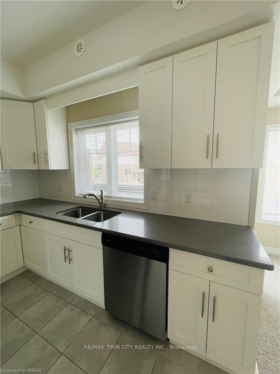 Photo 7 of Unit #H4, 70 Willowrun Drive, Kitchener — HOMEH