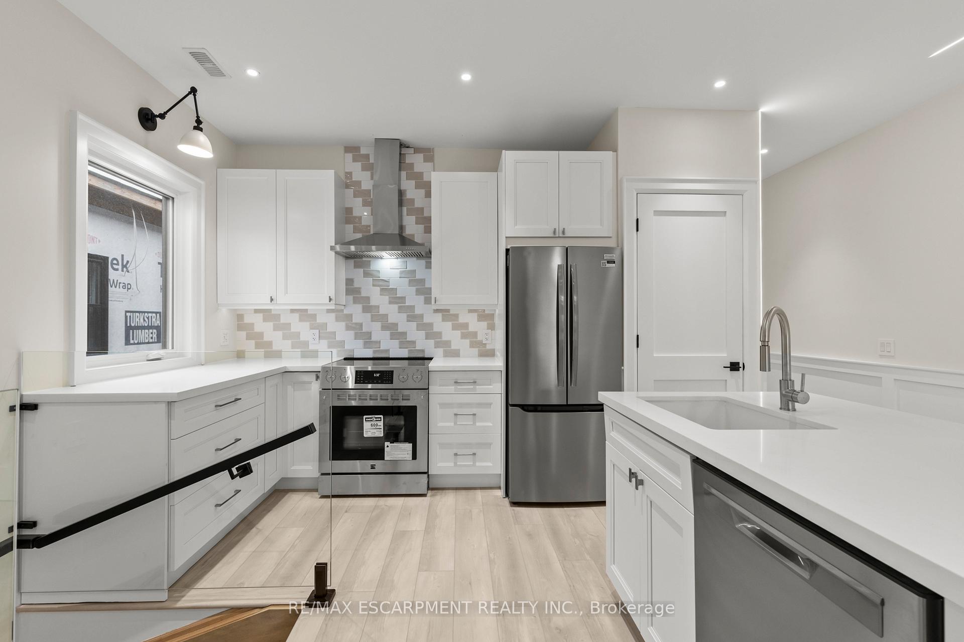 Photo 9 of Unit 2, 83 Melbourne Street, Hamilton, Kirkendall — HOMEH
