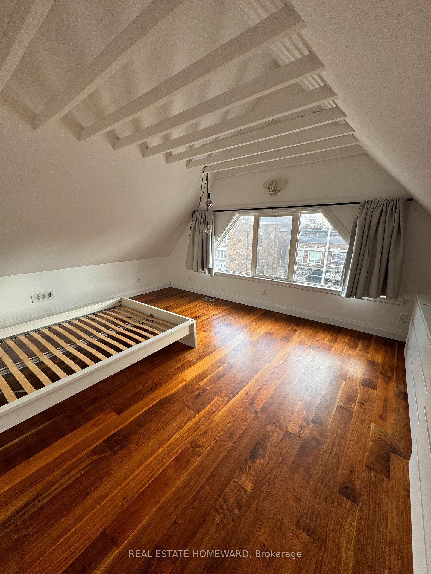 Photo 3 of 276 Danforth Avenue, Toronto, Playter Estates-Danforth — HOMEH