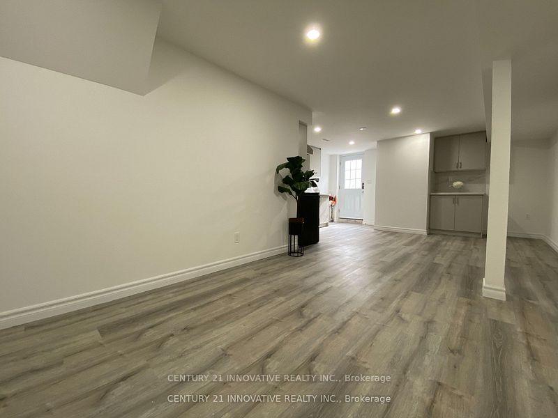 Photo 3 of Unit Bmst, 75 Lafayette Boulevard, Whitby, Williamsburg — HOMEH