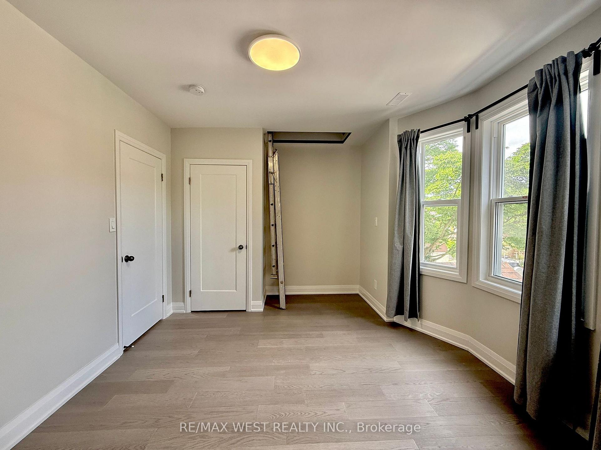 Photo 10 of Unit 2nd Floor, 17 Page Street, Toronto, Palmerston-Little Italy — HOMEH