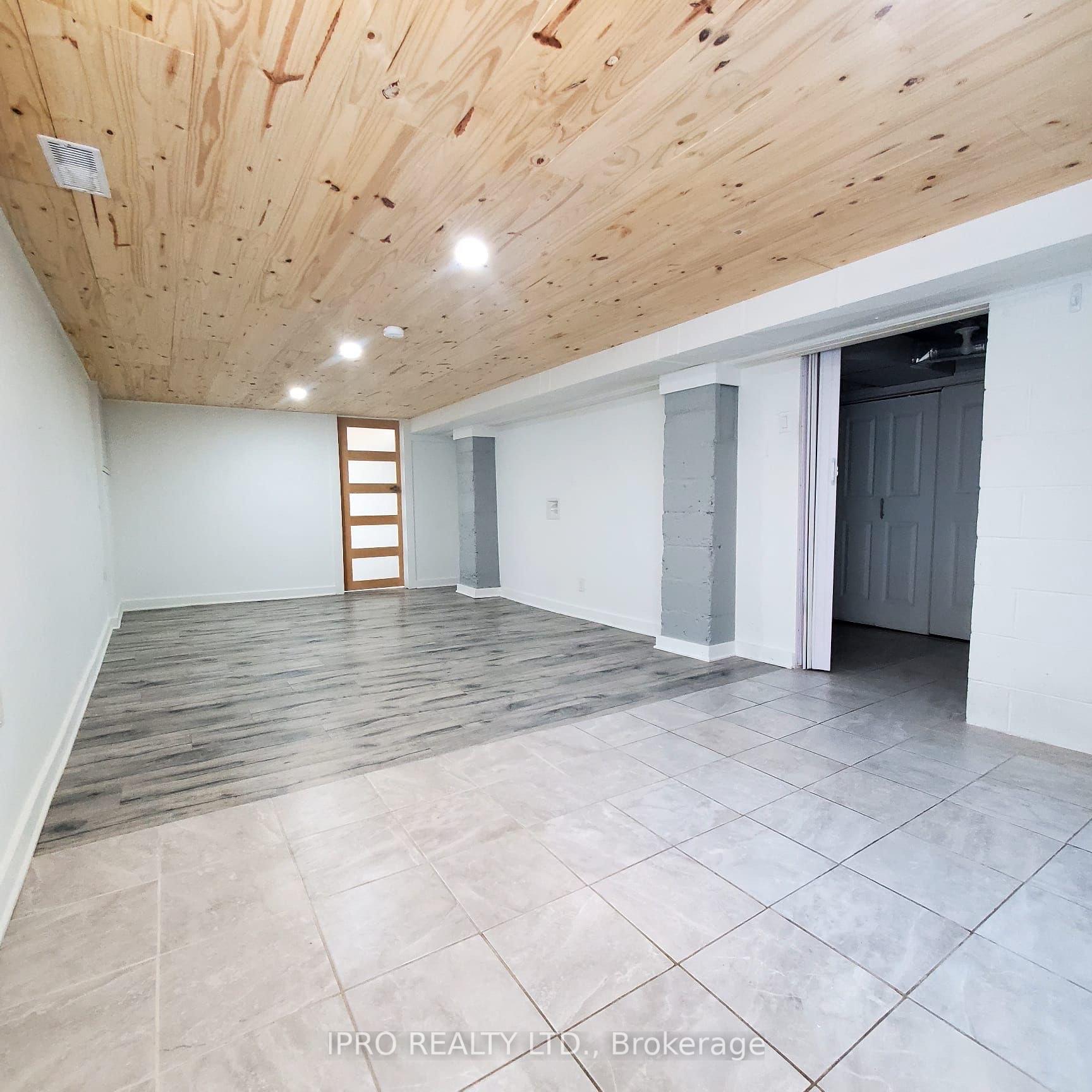 Photo 3 of Unit BSMT, 129 Mcanulty Boulevard, Hamilton, Industrial Sector — HOMEH