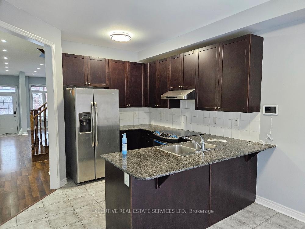 Photo 10 of 61 Baby Pointe Trail, Brampton, Northwest Brampton — HOMEH