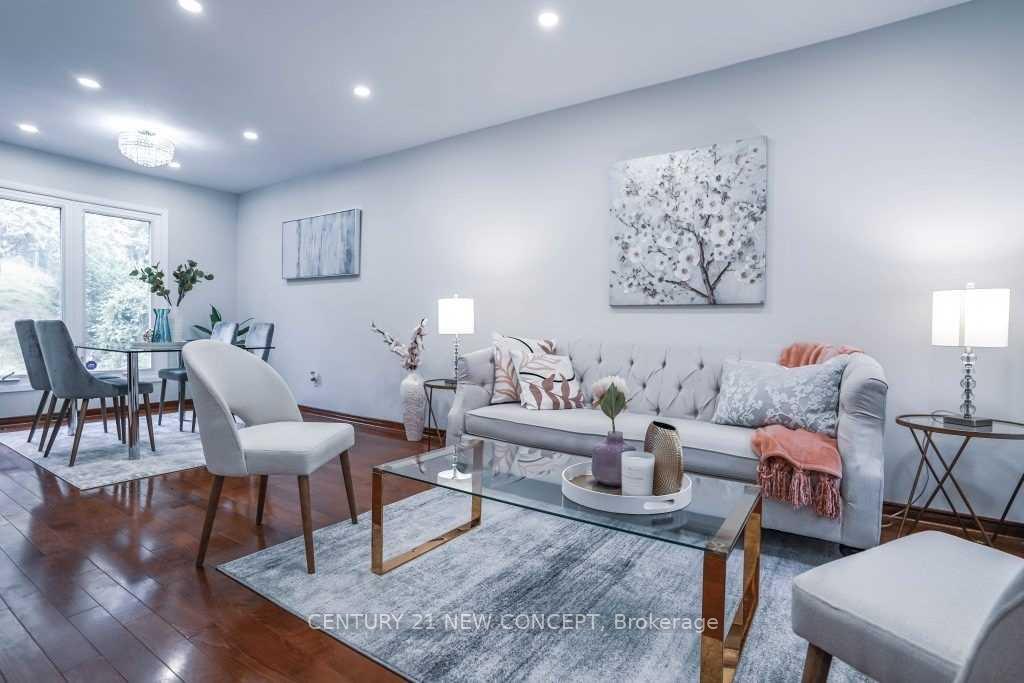 Photo 6 of 2 Sundown Court, Vaughan, Lakeview Estates — HOMEH