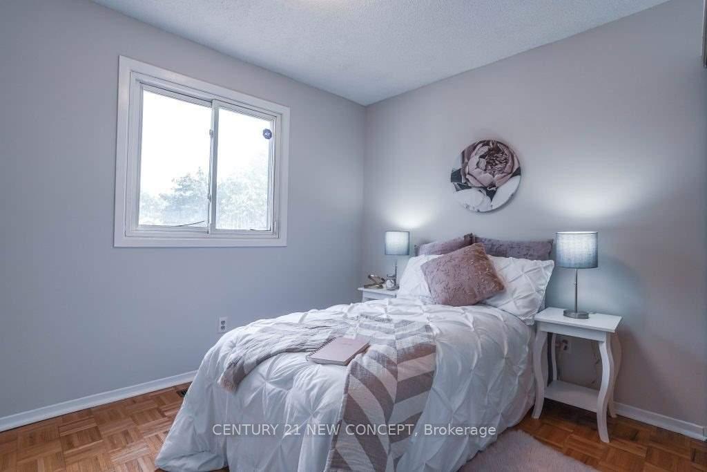 Photo 14 of 2 Sundown Court, Vaughan, Lakeview Estates — HOMEH