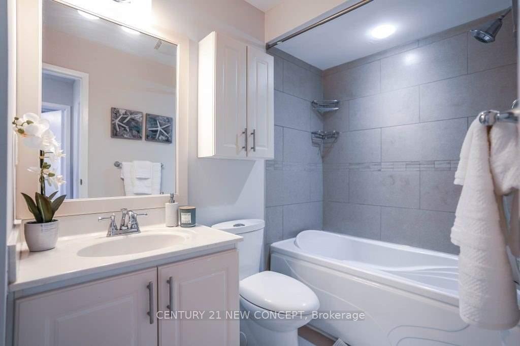 Photo 16 of 2 Sundown Court, Vaughan, Lakeview Estates — HOMEH