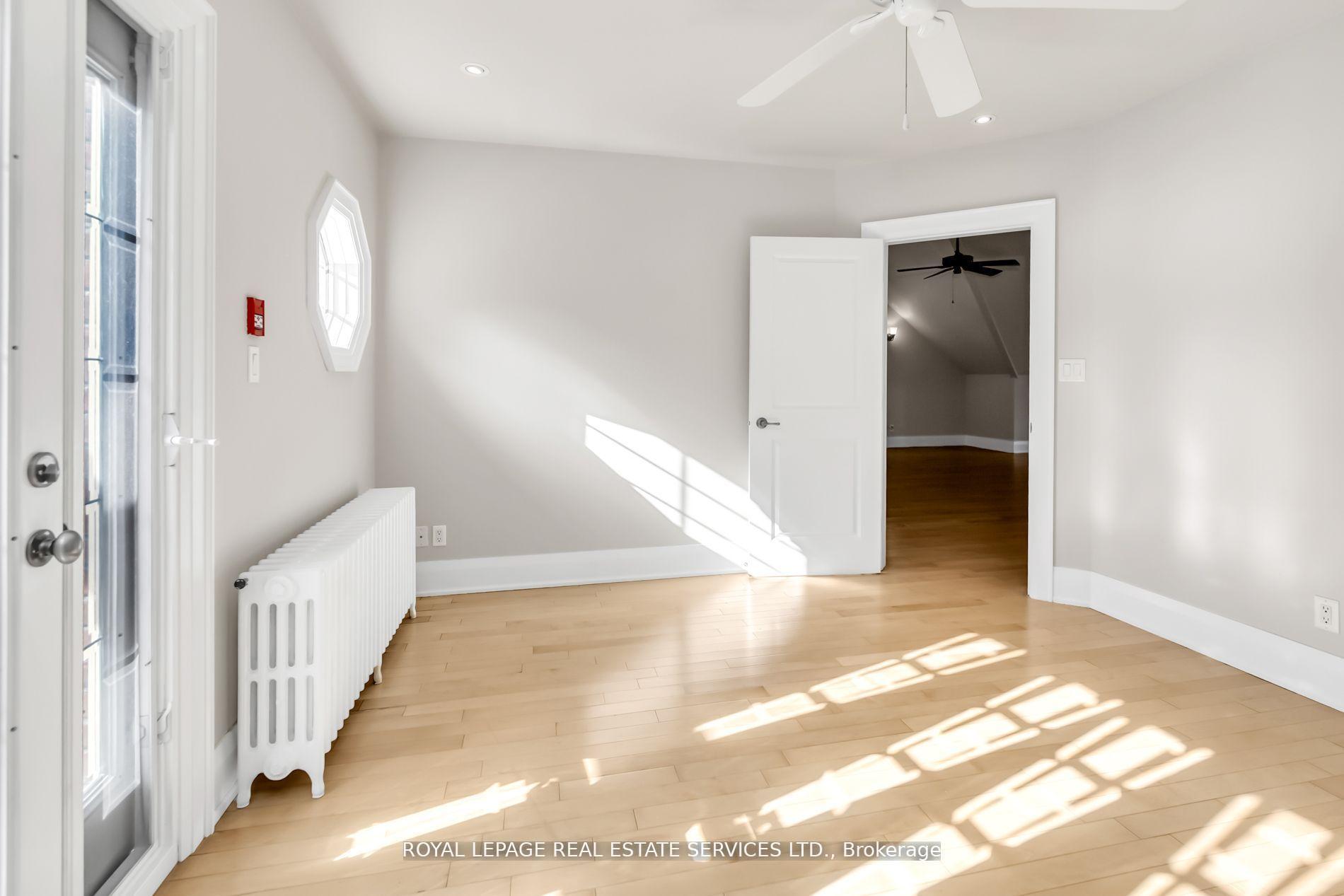 Photo 19 of Unit 3rd Flr, 113 Chaplin Crescent, Toronto, Yonge-Eglinton — HOMEH