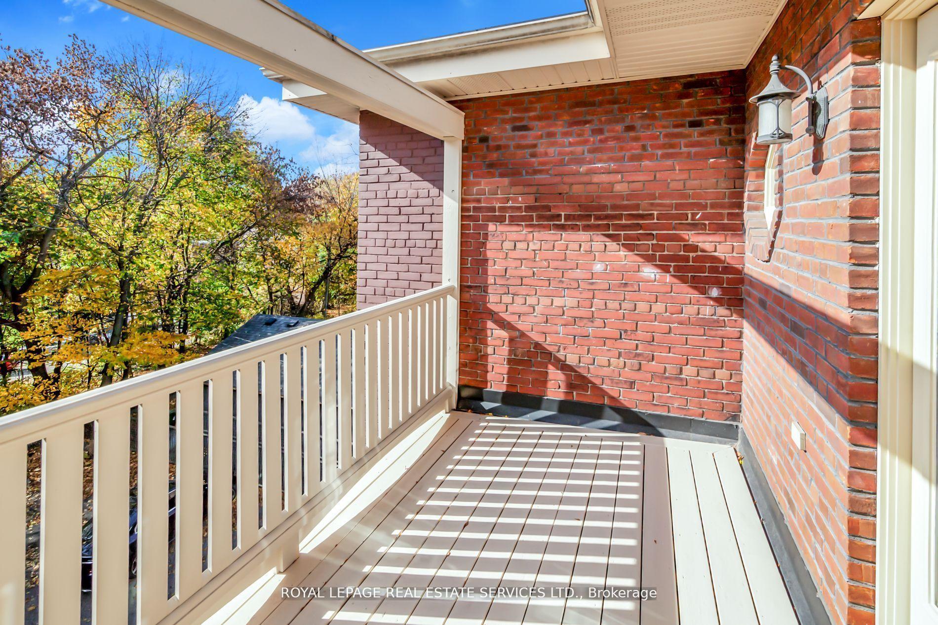 Photo 20 of Unit 3rd Flr, 113 Chaplin Crescent, Toronto, Yonge-Eglinton — HOMEH