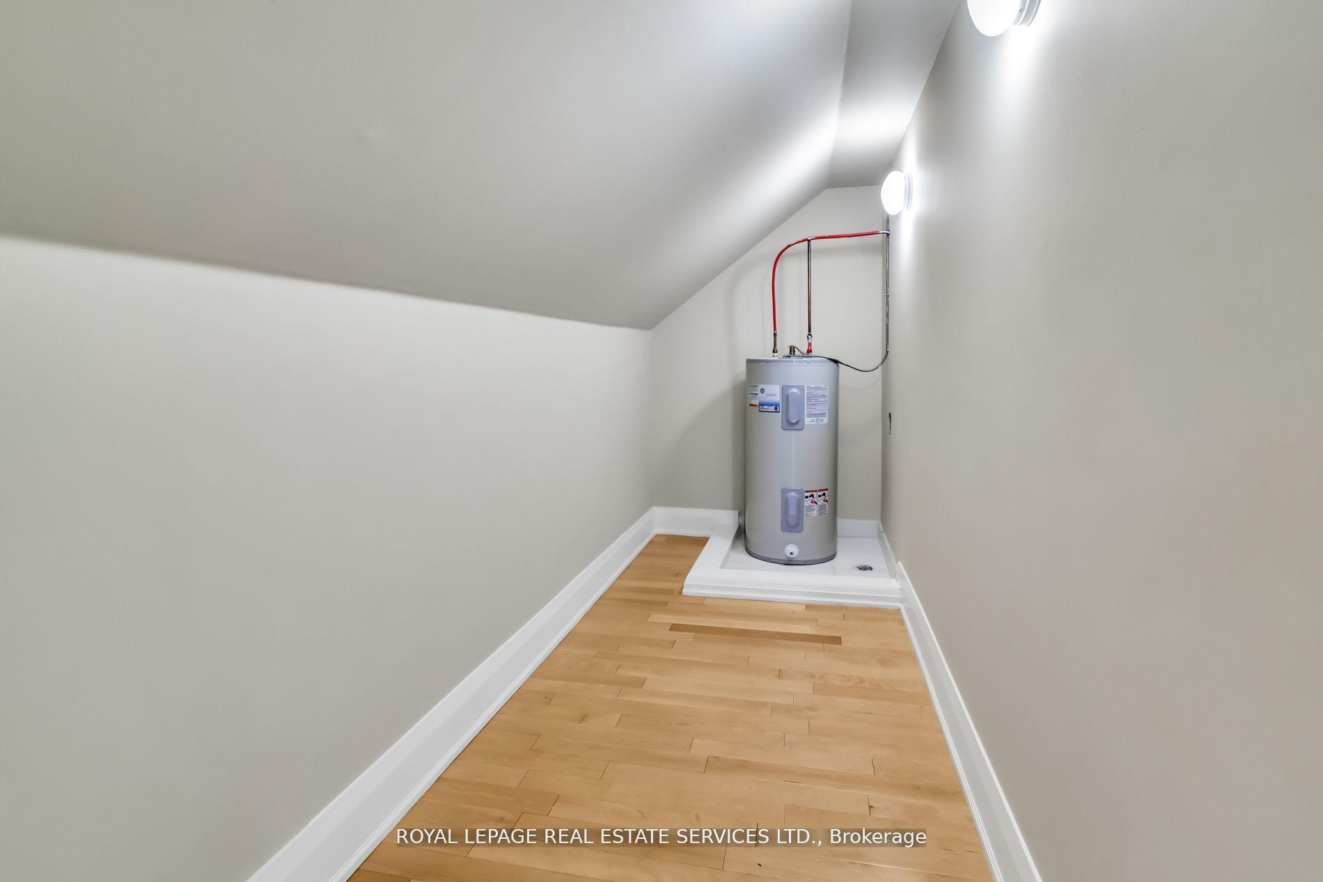 Photo 36 of Unit 3rd Flr, 113 Chaplin Crescent, Toronto, Yonge-Eglinton — HOMEH