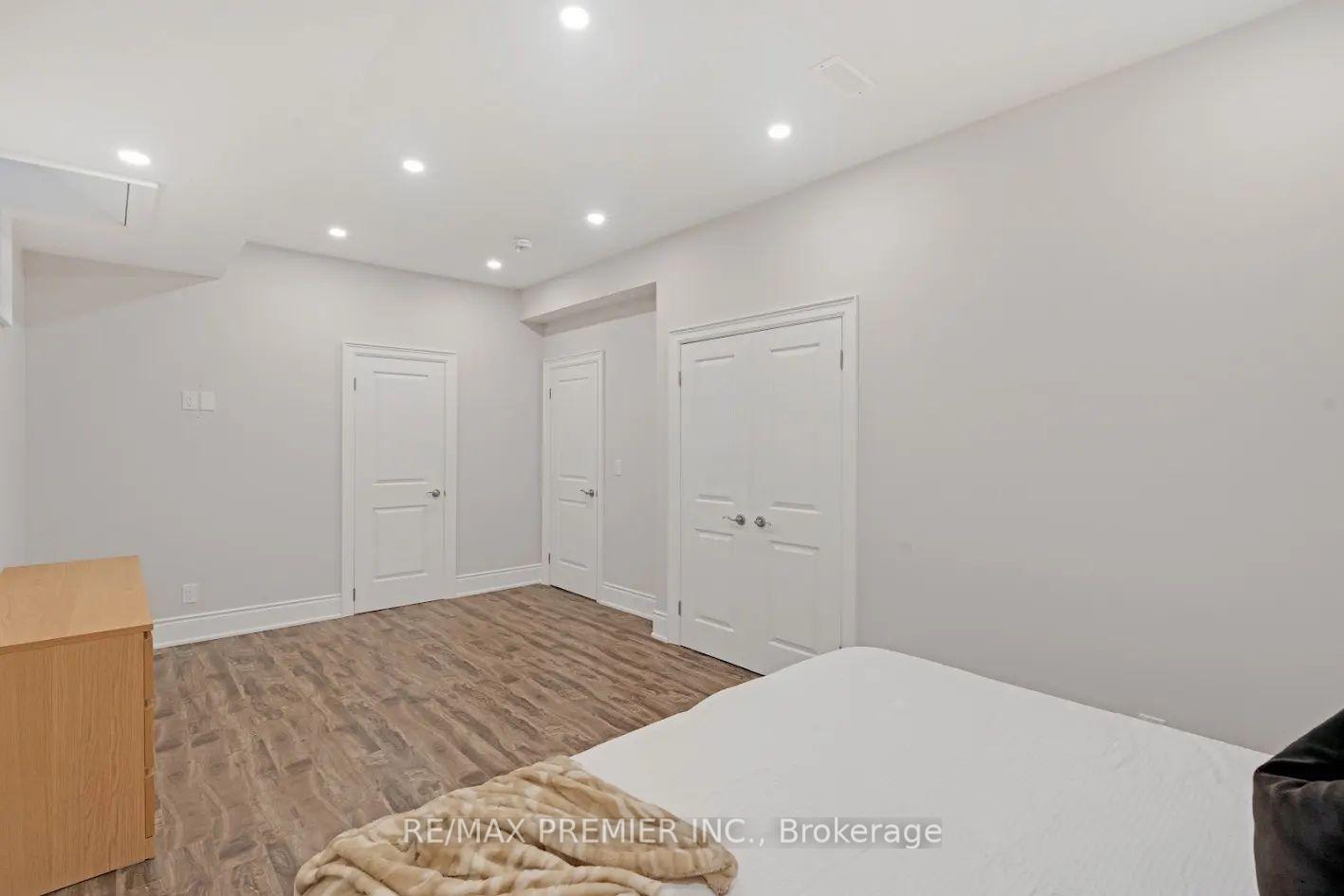 Photo 8 of Unit Lower, 105 Chesney Crescent, Vaughan, Kleinburg — HOMEH
